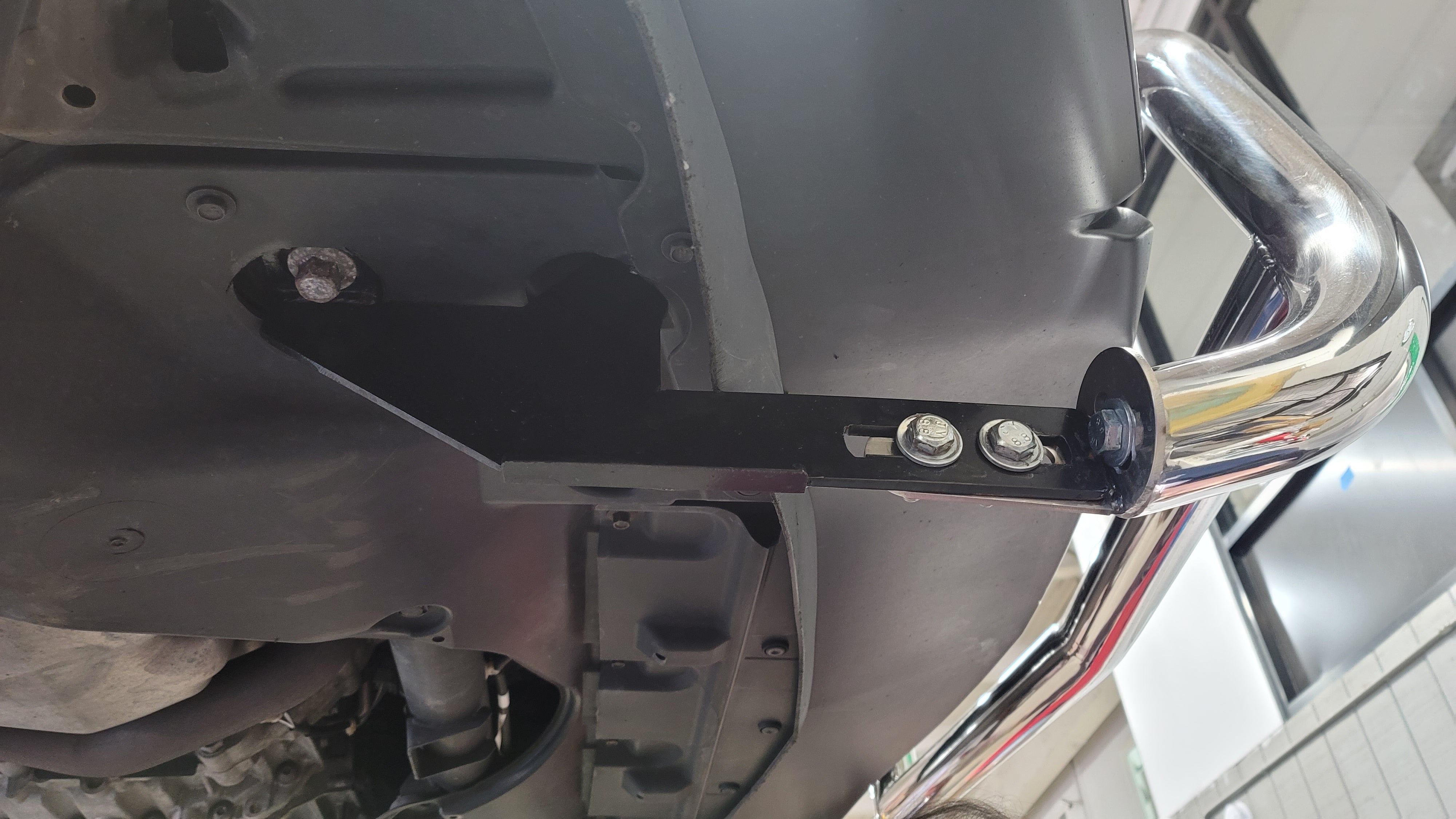 Front A-Bar / Nudge Bar (DC6) Bumper Guard fits Acura MDX 2014-2021 - Broadfeet